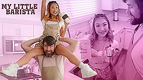 Mina Luxx & Chris Epic in Barista Bang – ExxxtraSmall