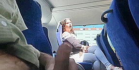 Amateur girl sucking the strangers cock in bus while travelling.