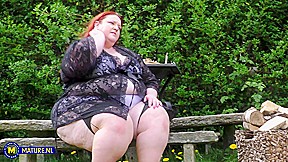 British Bbw Cougar Missy Is A Masturbating Voluptous Nympho With The Best Of Curves And A Huge Ass – MatureNl