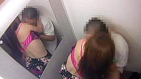 Fitting room(censored)