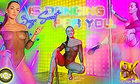 Is Dancing for You – Striptease with Pornstar Zuzu Sweet