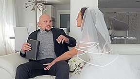 Kelsi Monroe – Bald Guy Fucks A Dark-haired Bride In White Dress And Brings Her To Or